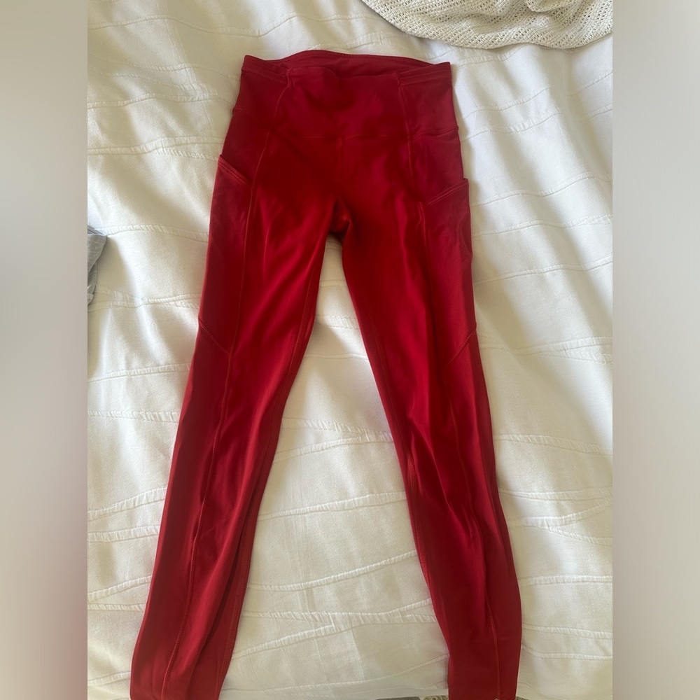 Lululemon Fast and free leggings. Size 2, 25inch